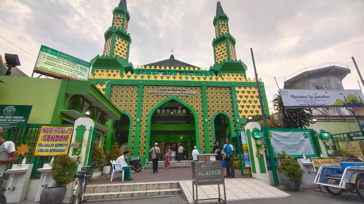 Masjid Jami Al Abror.(Foto: Zainul Fajar)