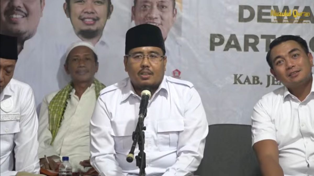 Ketua Partai Gerindra Jatim, Anwar Sadad dalam peringatan Nuzulul Quran di Jember pada Senin (18/4/2022) malam (Foto: Tangkapan layar video YouTube Gerindra Jatim)