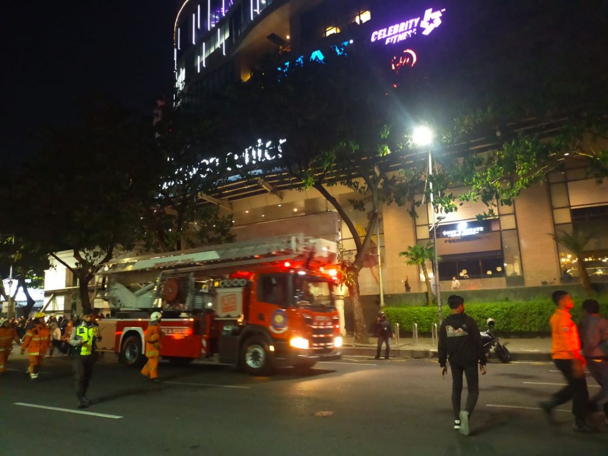 Kebakaran di Tunjungan Plaza Surabaya