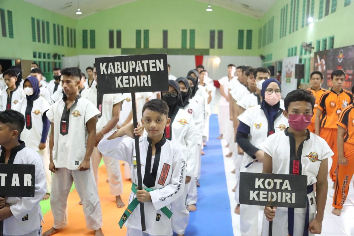 Pembukaan Kejurprov Tarung Derajat 2022 di Kabupaten Kediri. (Foto: Humas Pemkab Kediri for Jatimnow.com)
