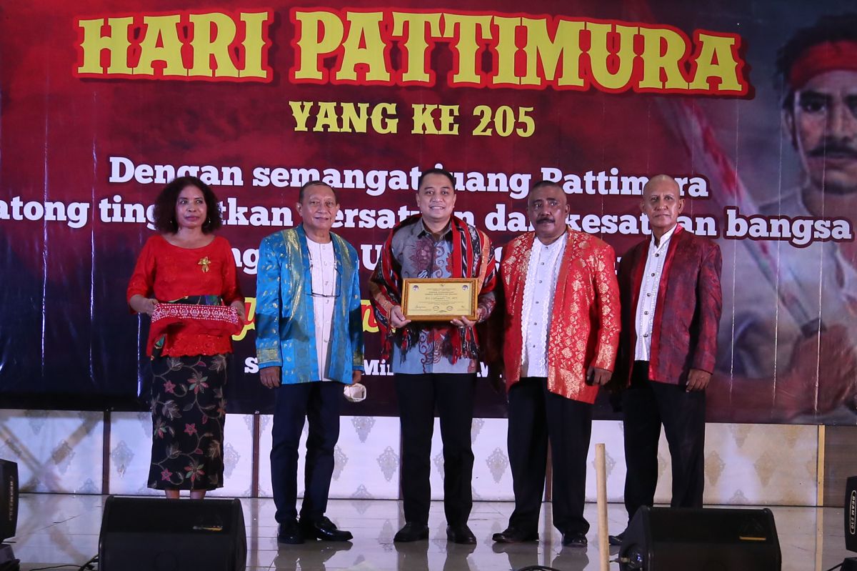 Wali Kota Surabaya Eri Cahyadi saat menghadiri peringatan Hari Pattimura ke-205. (Humas Pemkot Surabaya/jatimnow.com)