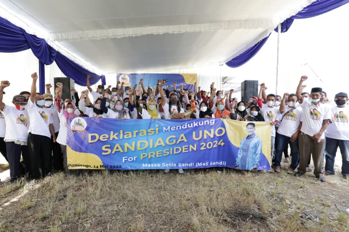 Deklarasi dukugan kepada Sandiaga Uno untuk maju Pilpres 2024.(Foto: Rheza for jatimnow.com)