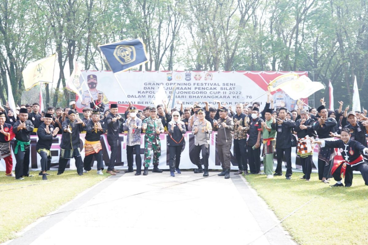 Pembukaan Festival Seni dan Kejuaraan Pencak Silat Kapolres Bojonegoro Cup II 2022 (Foto: Humas Pemkab Bojonegoro/jatimnow.com)