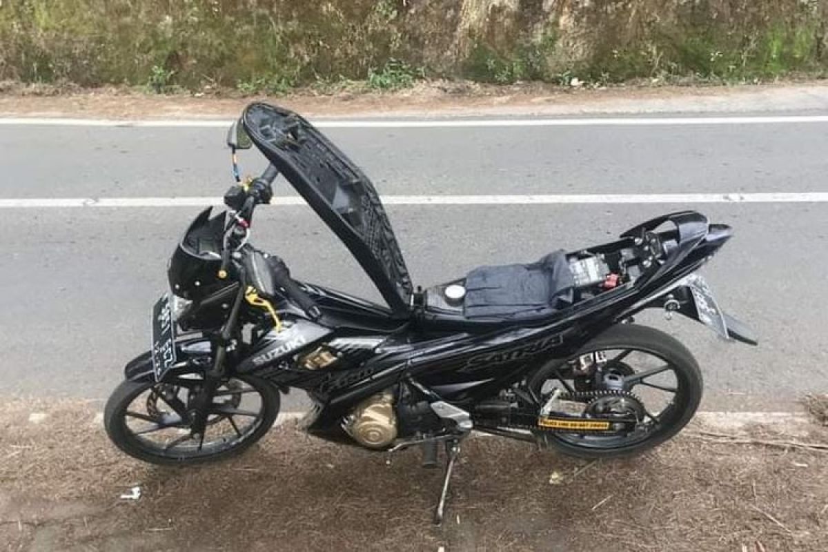 Sepeda motor milik pendaki asal Malang yang hilang di Gunung Bromo.(Foto: TNBTS)