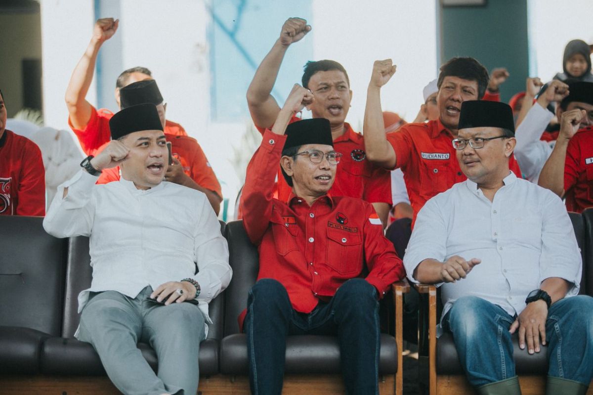 PDIP Surabaya bersama Wali Kota Eri Cahyadi