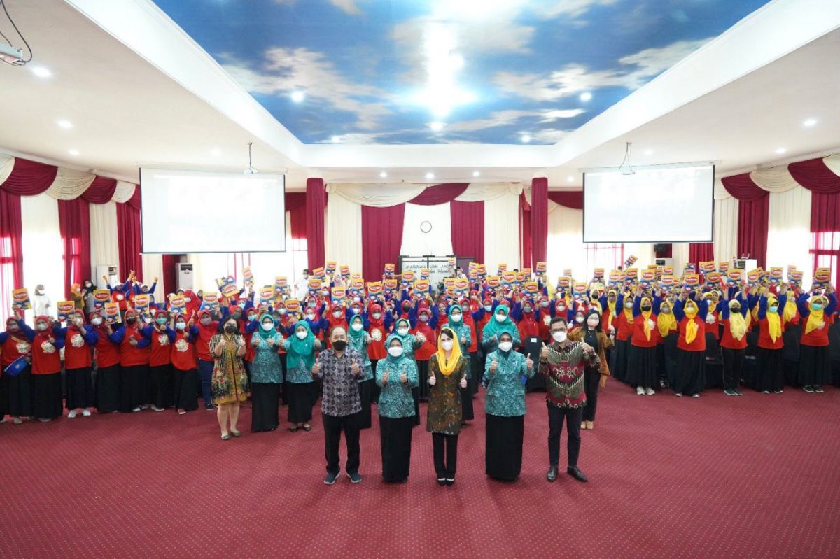 Peluncuran Program Isi Piringku Jatim di Kota Pasuruan