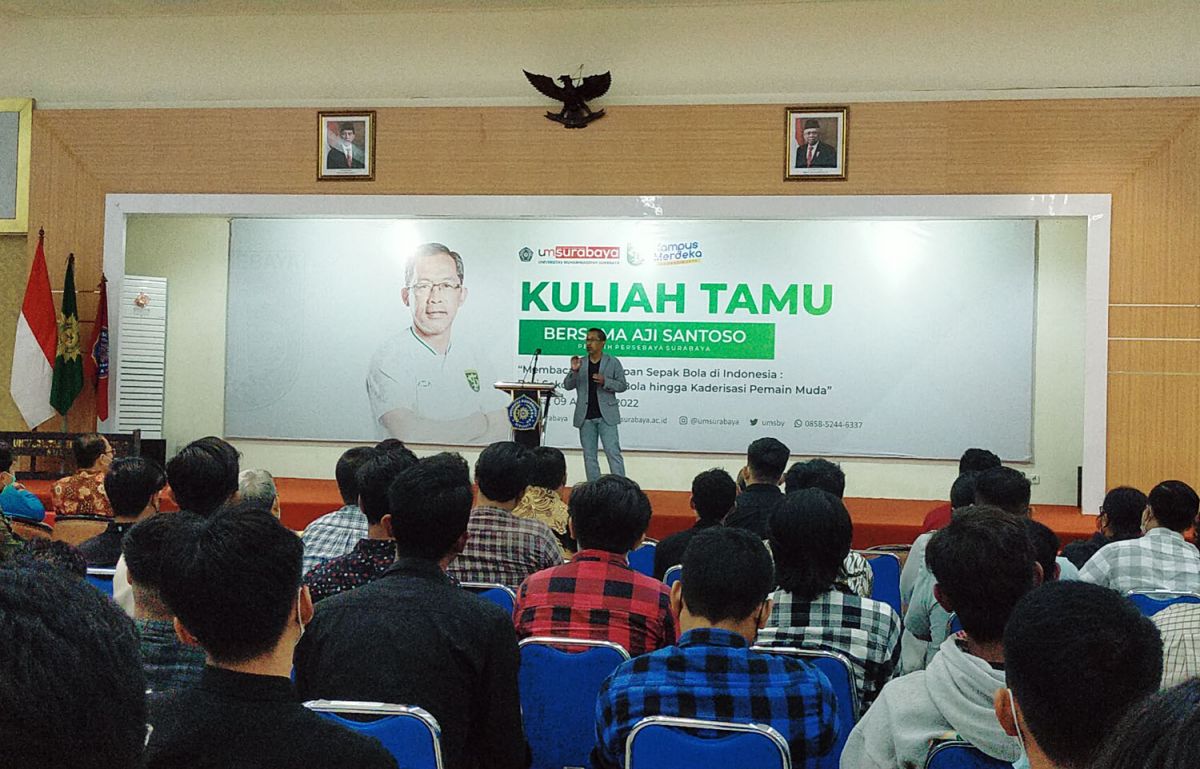 Kuliah tamu bersama Pelatih Persebaya Surabaya Aji Santoso di UM Surabaya