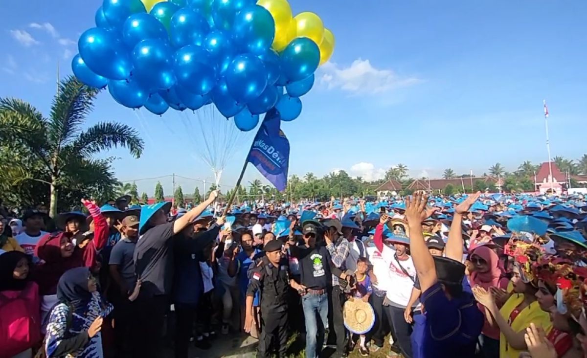 Para peserta dilepas langsung Ketua DPW NasDem Jatim, Sri Sajekti Sudjunadi atau Bunda Janet
