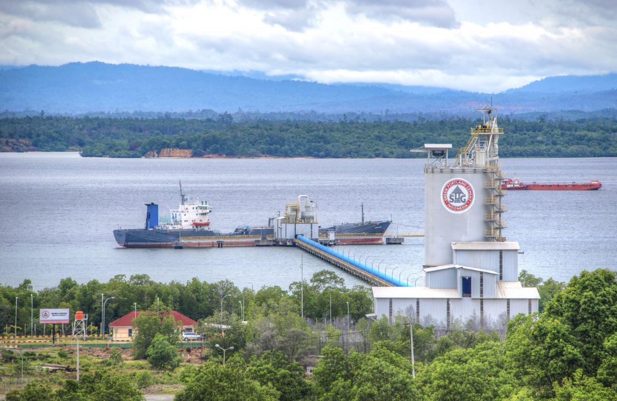 Fasilitas packing plant SIG di Balikpapan, Kalimantan Timur