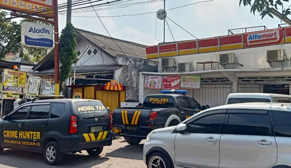 Minimarket di Sidoarjo yang diacak-acak penjahat