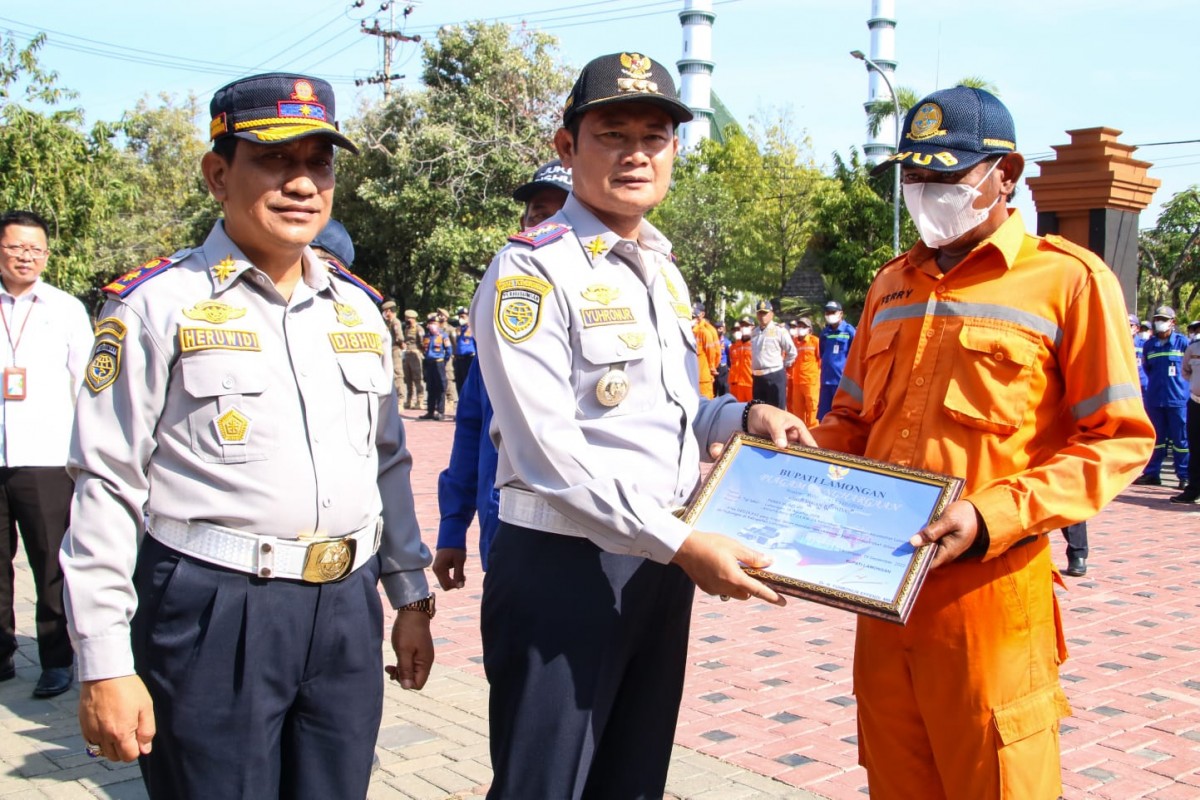 Pak Yes saat momen Hari Perhubungan Nasional.