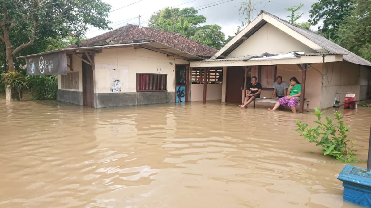 Ratusan Rumah Di 6 Kecamatan Terendam Banjir, Ini Langkah Pemkab Trenggalek