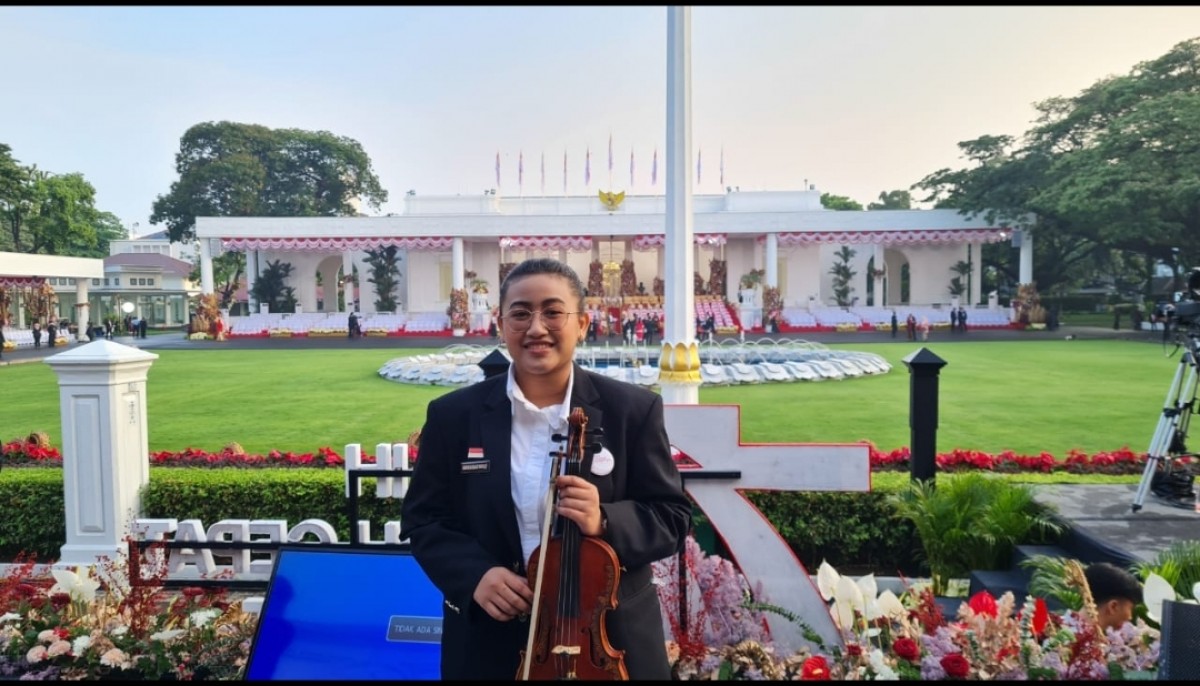 Gabriela Grace Natalie saat di Istanas Merdeka. (Foto: Dok. pribadi for jatimnow.com)