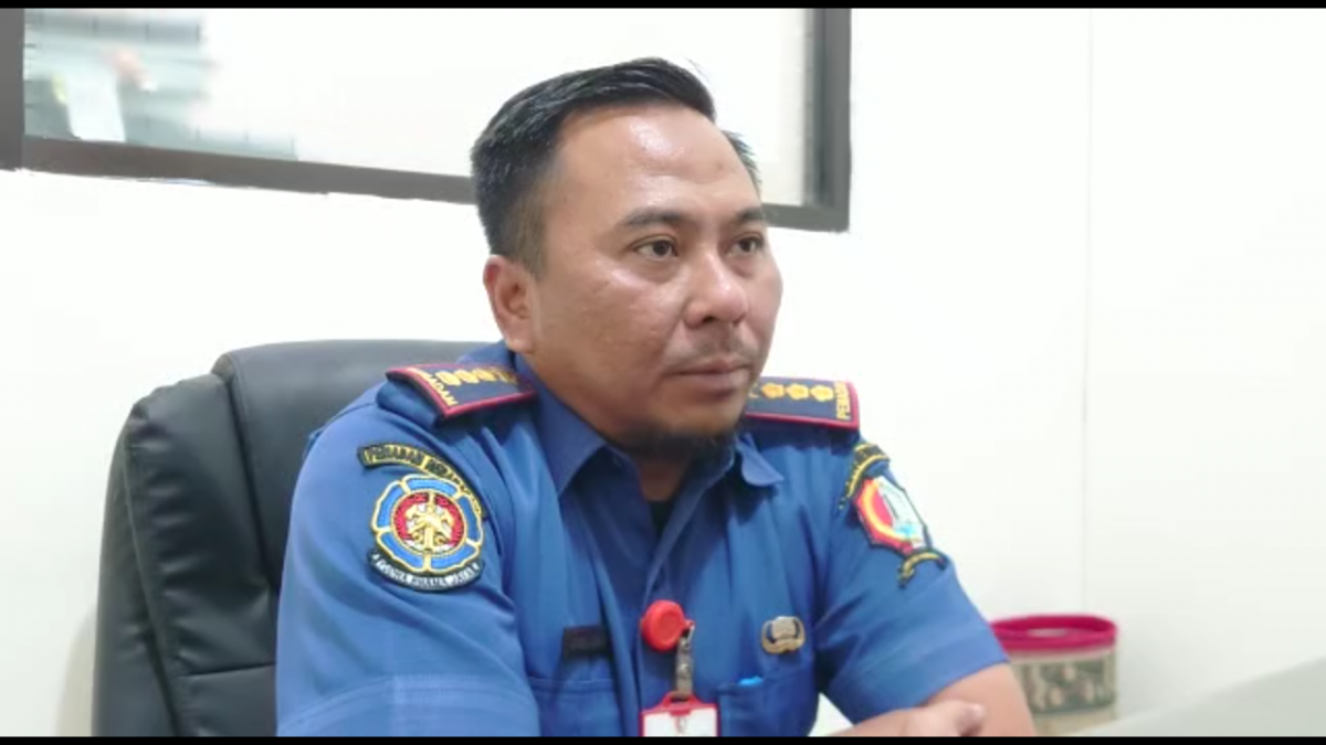 Kepala Dinas Pemadam Kebakaran Ahmad Gunawan. (Foto: Misbahul Munir/jatimnow.com)