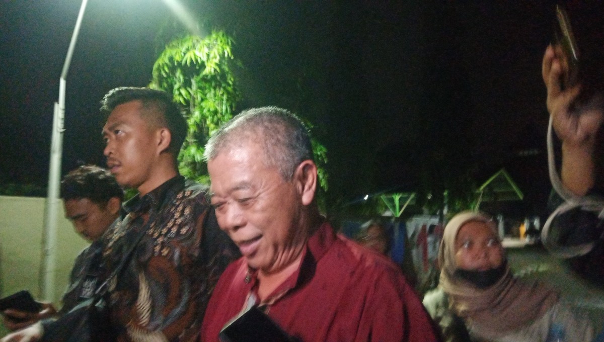 Ketua DPRD Jatim, Kusnadi usai diperiksa KPK di gedung BPKP Jatim di Sidoarjo, Rabu (25/1/2023). (foto: Zainul Fajar/jatimnow.com)