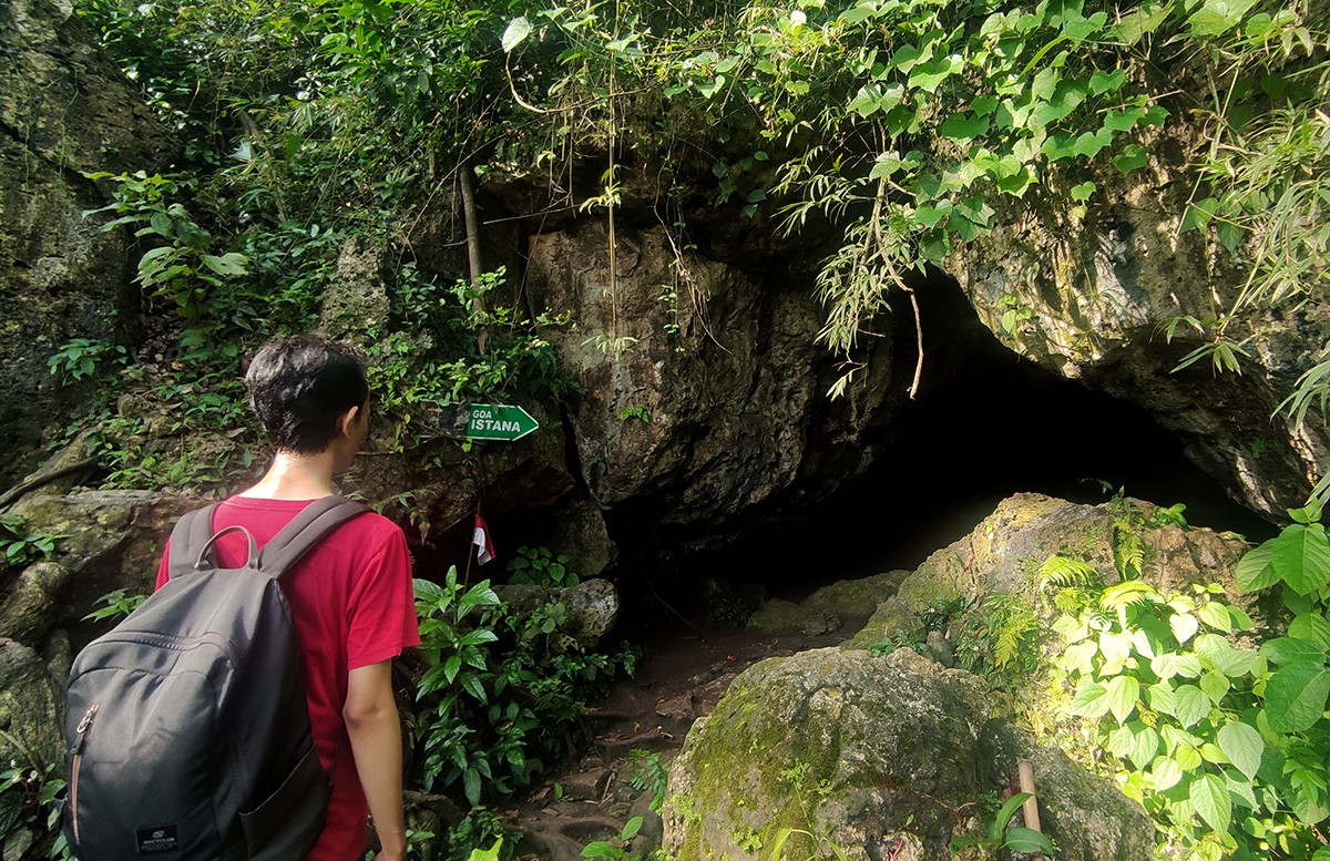 Padang Savana juga menjadi tempat favorit untuk ngabuburit pada bulan Ramadan. (foto: Eko Purwanto/jatimnow.com)