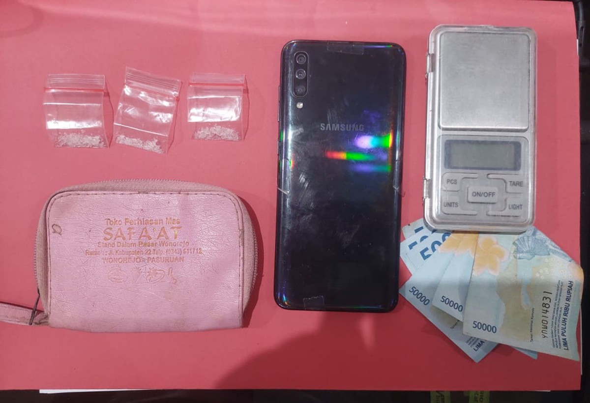 Barang bukti sabu yang diamankan dari tersangka Joko Ribut (Foto: Satresnarkoba Polres Pasuruan)