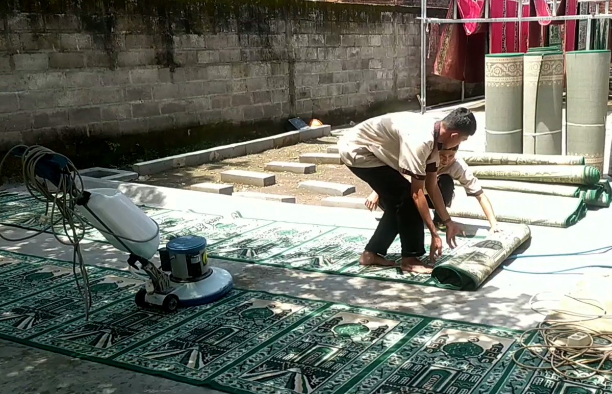 Proses pengeringan bisa dibantu dengan alat elektrik apabila terkendala dengan cuaca. (foto: Elok Aprianto/jatimnow.com)