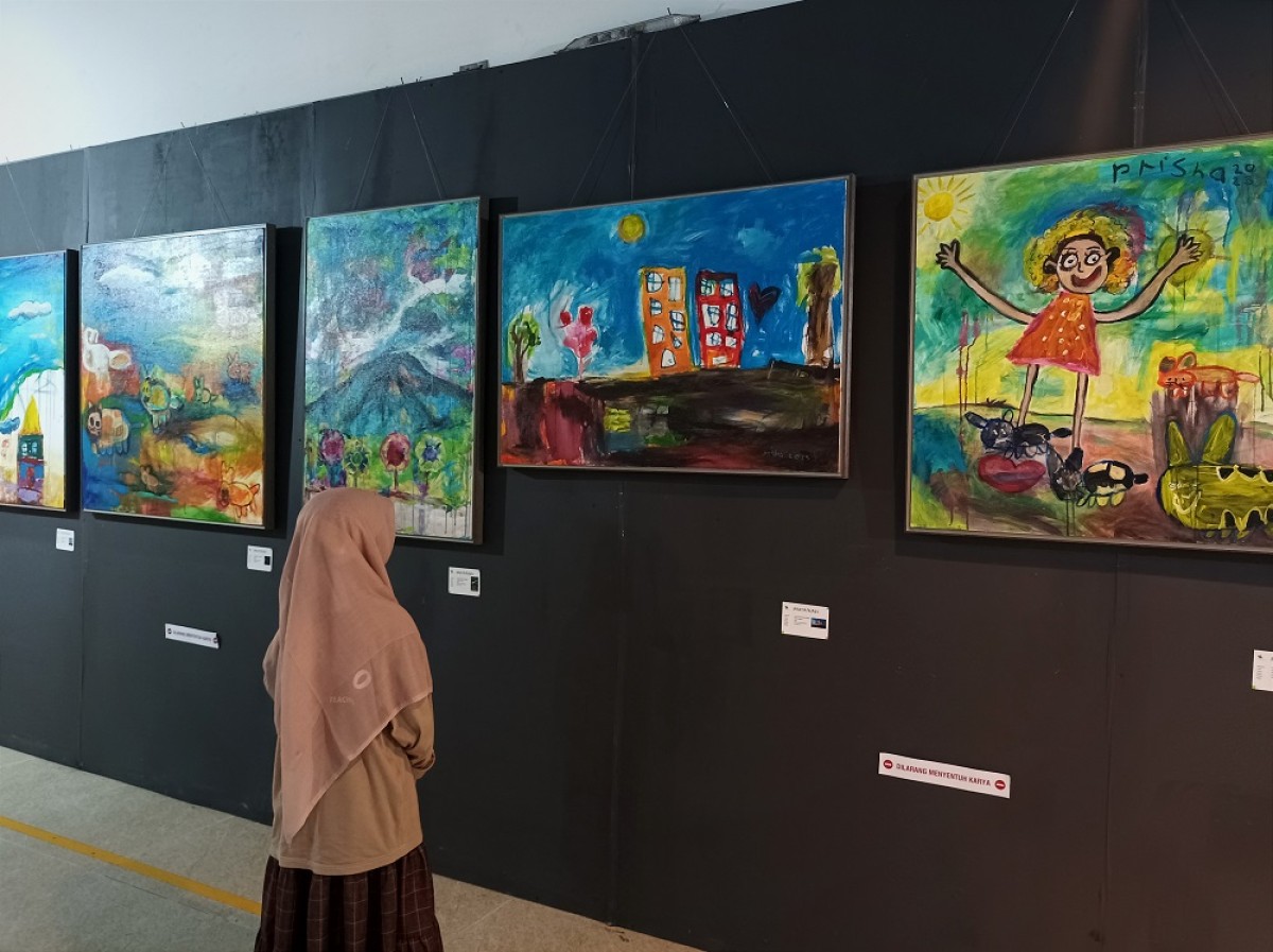 Karya Prisha Pamungkas, seniman cilik Sanggar Daun (Foto: Sahlul Fahmi/jatimnow.com)
