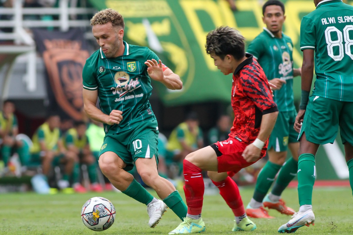 Gelandang Persebaya Ze Valente saat melawan Persija di Stadion Gelora Bung Tomo (Foto: Sahlul Fahmi/jatimnow.com)