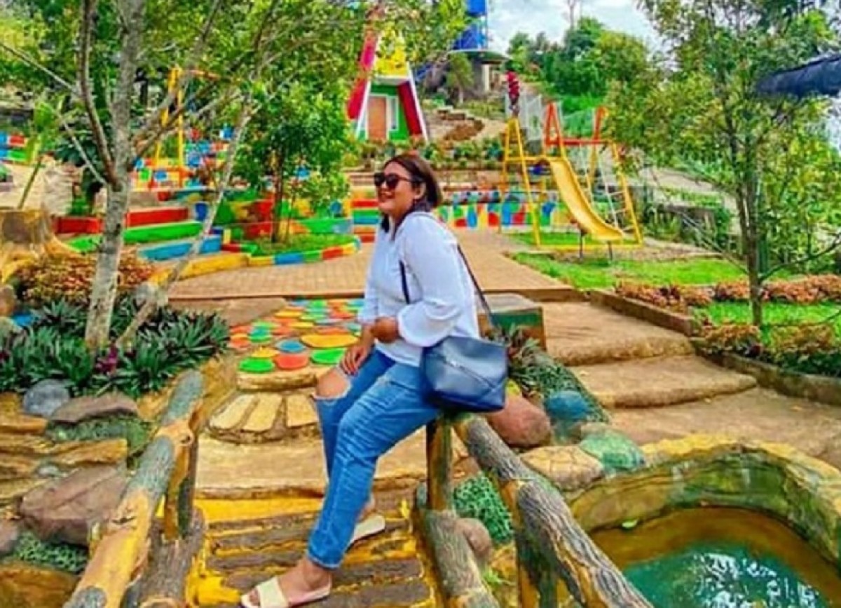 Bukit Gandrung. (Foto : Instagram Bukit Gandrung @wisatabukitgandrung)