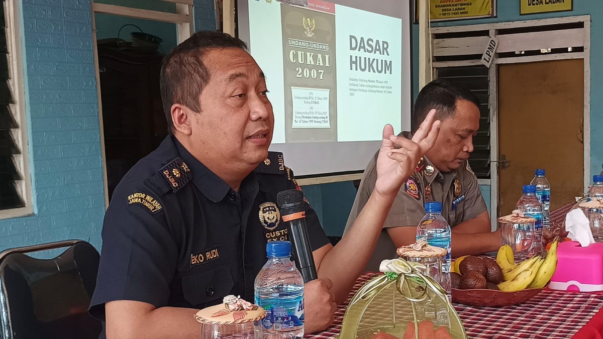 Eko Rudi, Seksi Penyuluhan dan Layanan Informasi (PLI) Bea Cukai Gresik (Foto: Sahlul Fahmi/jatimnow.com)