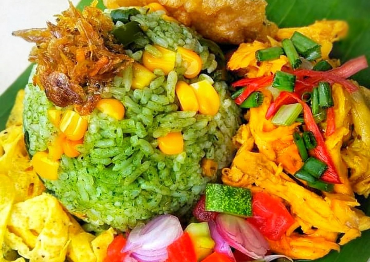 Nasi Goreng Hijau.(Foto: Ahaddiini HM/jatimnow.com)