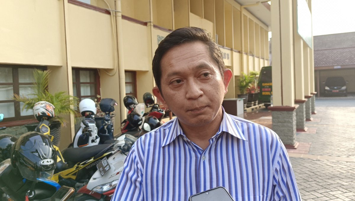 Perwakilan PT WBS, Ade Irawan saat memberikan keterangan pada awak media (Misbahul Munir/jatimnow.com)