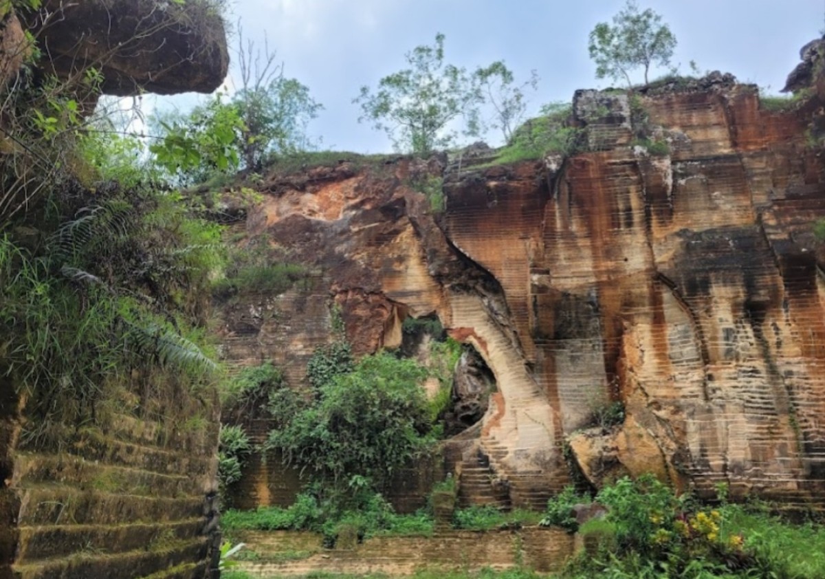 Bukit Kapur Arosbaya. (Foto: Henry for jatimnow.com)