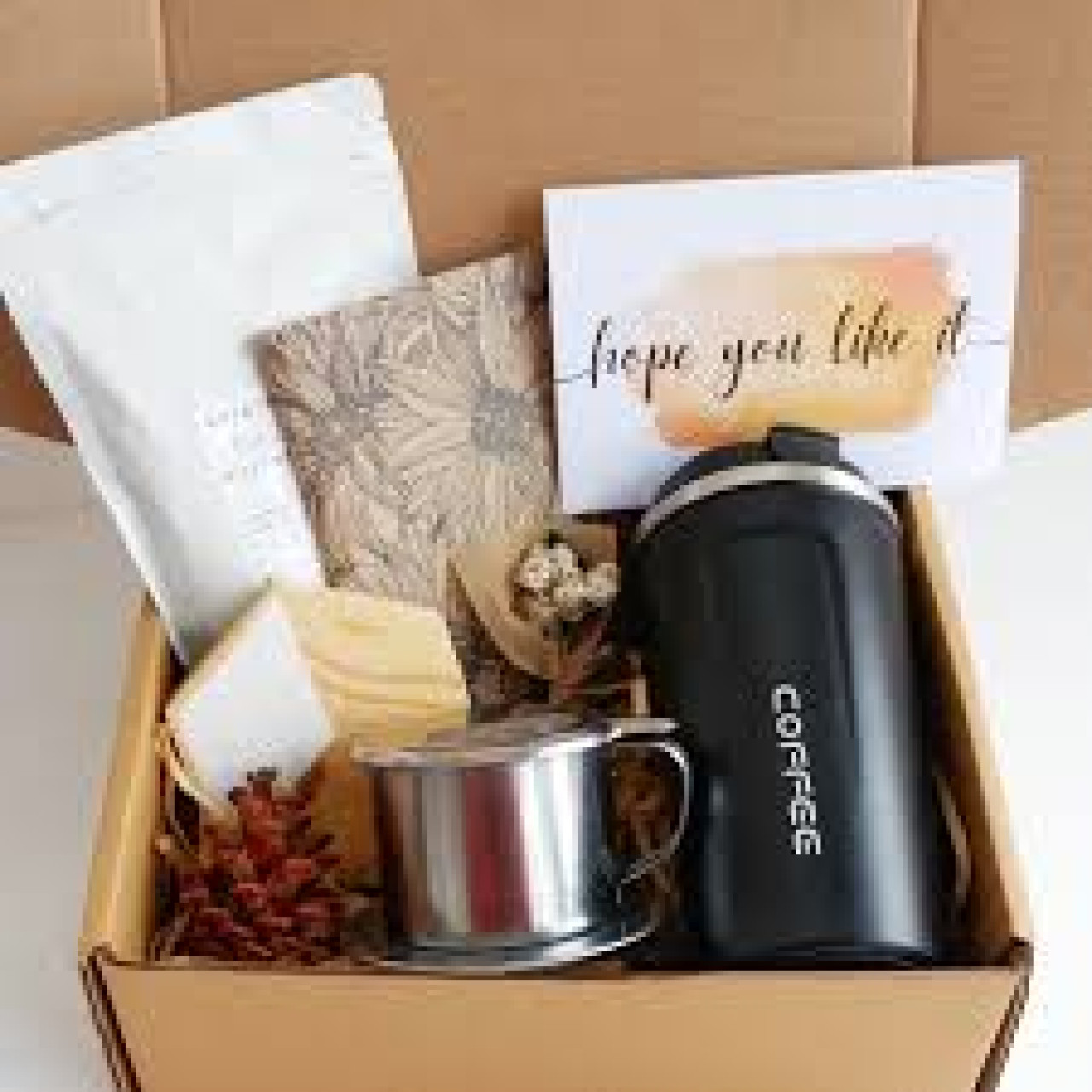 Hampers alat kopi. (dok Padi UMKM)