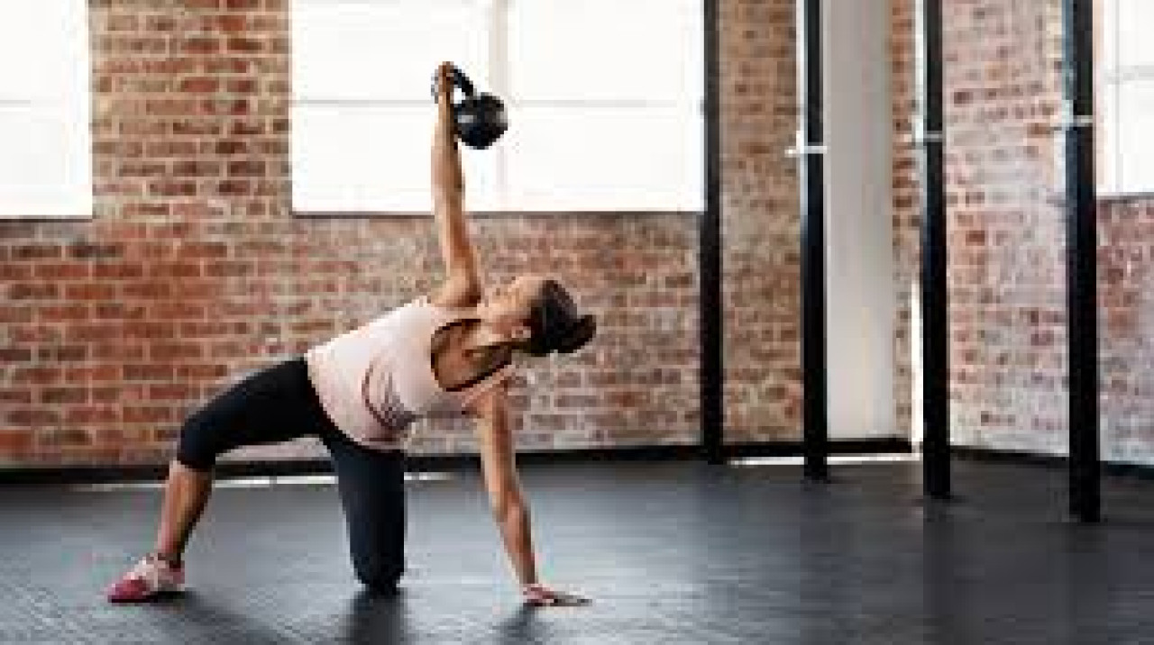 Turkish get-up (Foto: outsideonline.com for jatimnow.com)