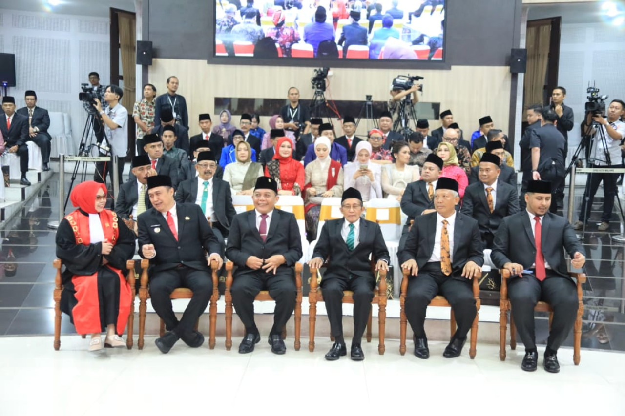 Pj Wali Kota bersama anggota DPRD Kota Malang. (Foto: Dok Prokopim Malang for jatimnow.com