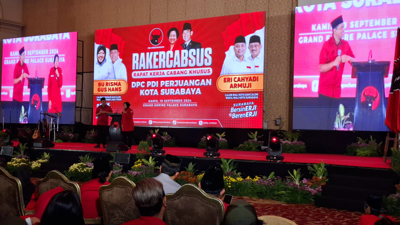 Rakercabsus PDI Perjuangan Surabaya untuk Pemenangan Eri-Armuji dan Risma-Gus Hans (foto: Ni'am Kurniawan/jatimnow.com)