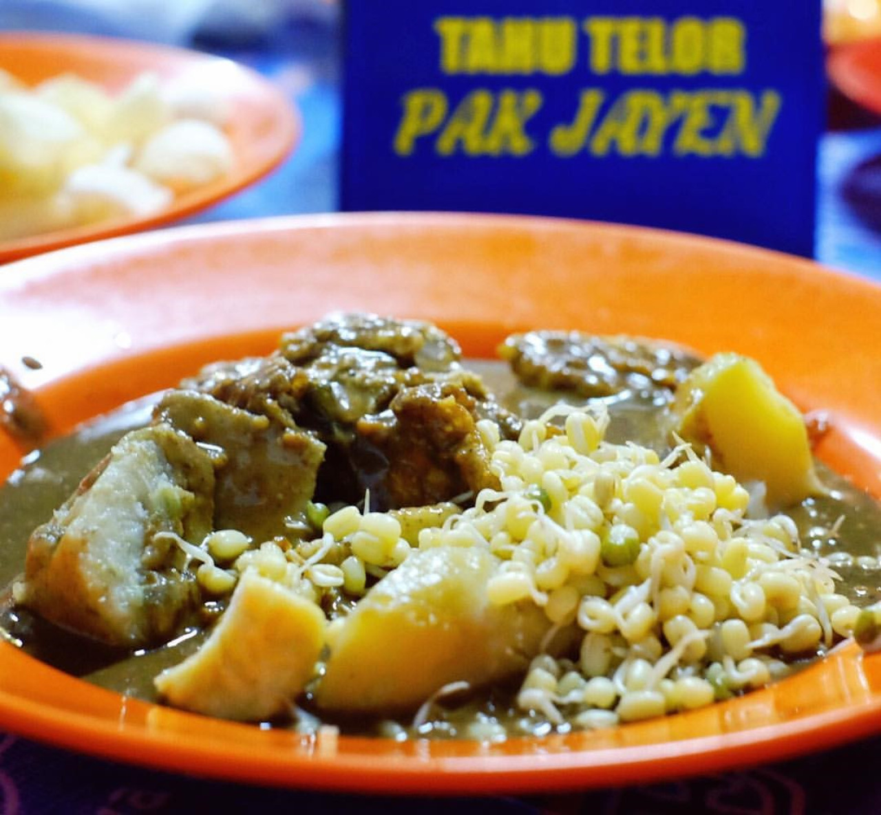 Tahu Tek Pak Jayen. (Foto: Instagram @r47natjan for jatimnow.com)