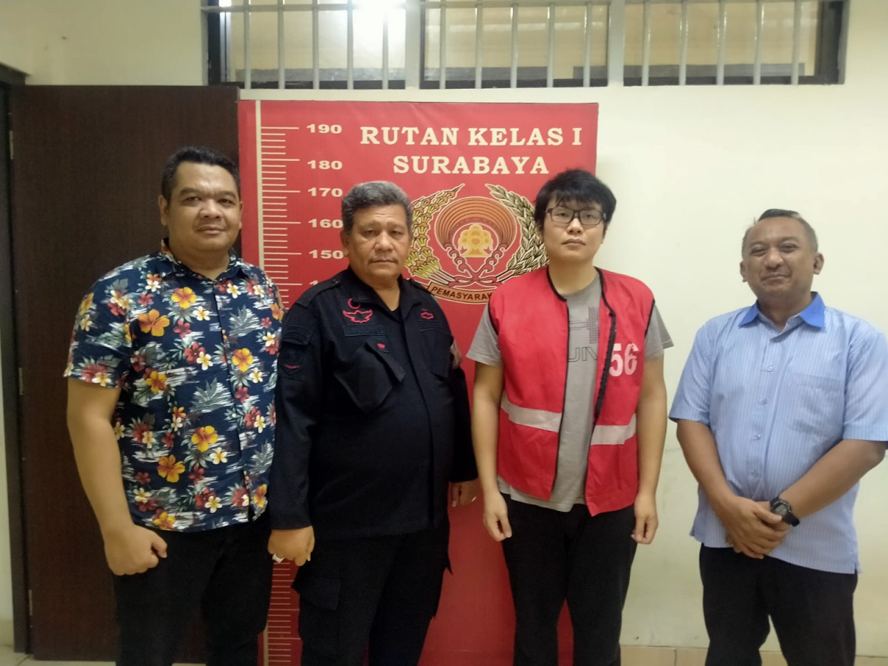 Tampang Ronald Tannur saat diantar ke Rutan Medaeng kemarin (Kanwil Kemenkumham Jatim for jatimnow.com)