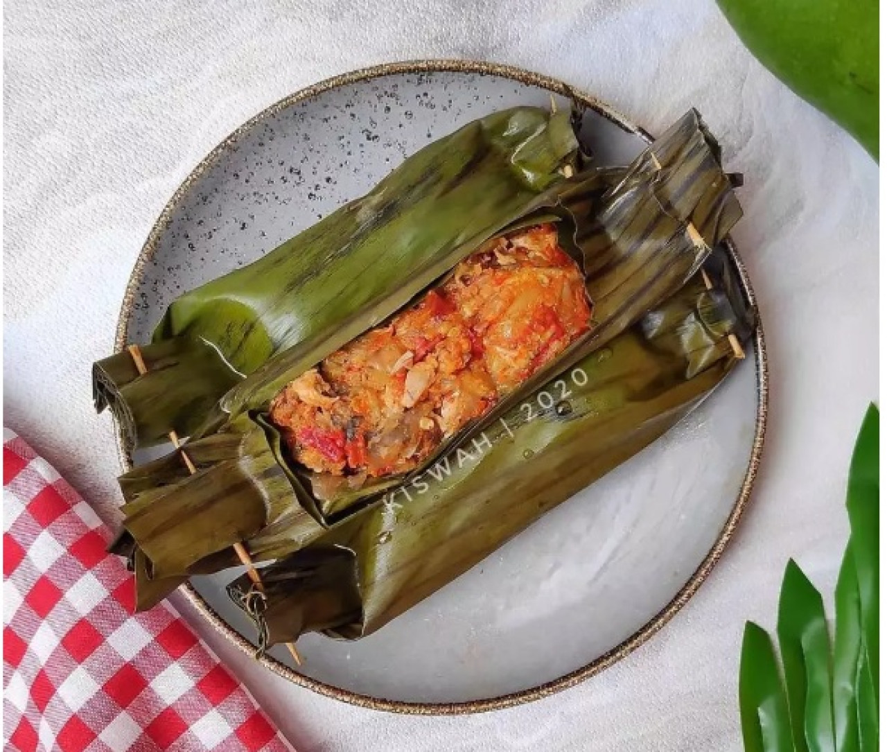 Pepes Ikan Mangga Muda (Foto: akun Instagram/@_kiswah for jatimnow.com)
