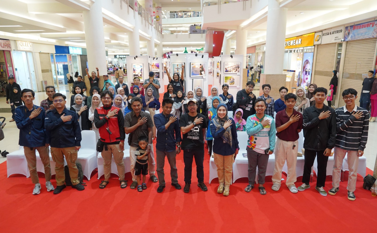 Peserta pelatihan optimasi SEO fotografi bersama KPU Jatim dan PFI Surabaya