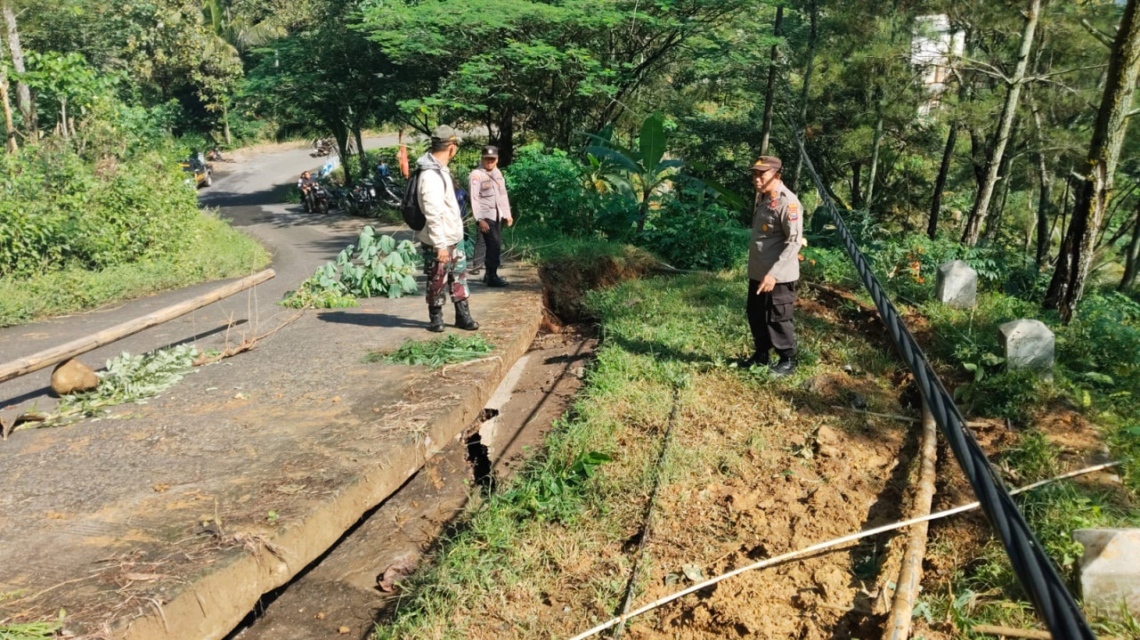 Kondisi terkini jalan penghubung Trenggalek-Ponorogo