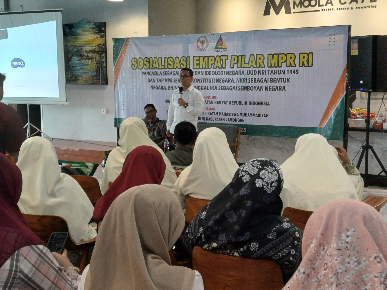 Jaga Kedaulatan, Ahmad Labib Ajak Milenial Lamongan Dukung QRIS