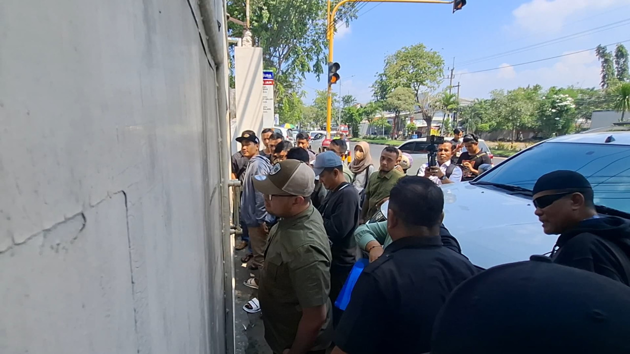 Pabrik di Sidoarjo Tahan Ijazah Karyawan, Pemkab Turun Tangan