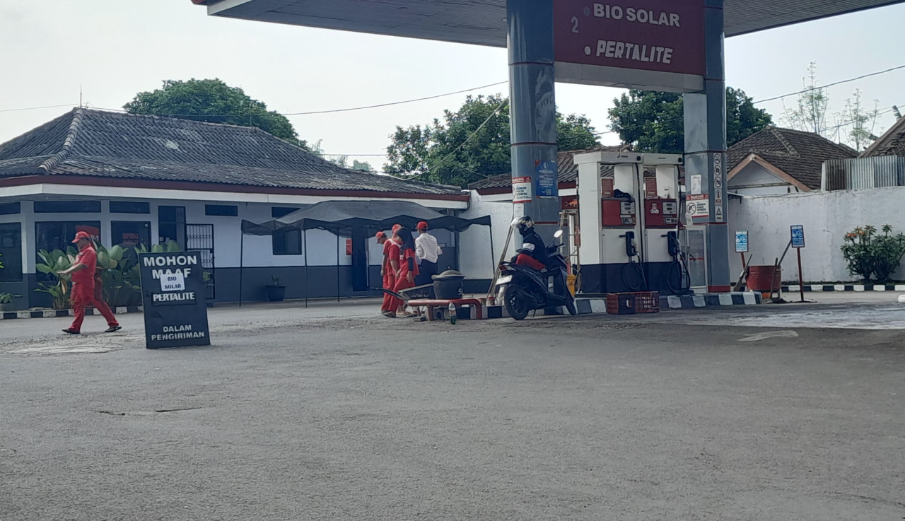 Kemacetan Ketapang Banyuwangi Picu Kekosongan BBM di SPBU Jember