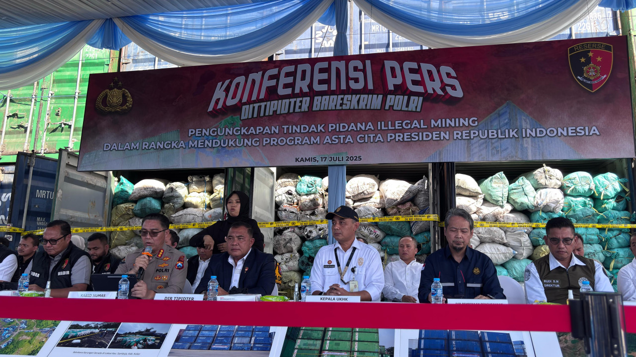 Bareskrim Polri membeber sejumlah alat bukti aktivitas tambang ilegal batu bara di IKN