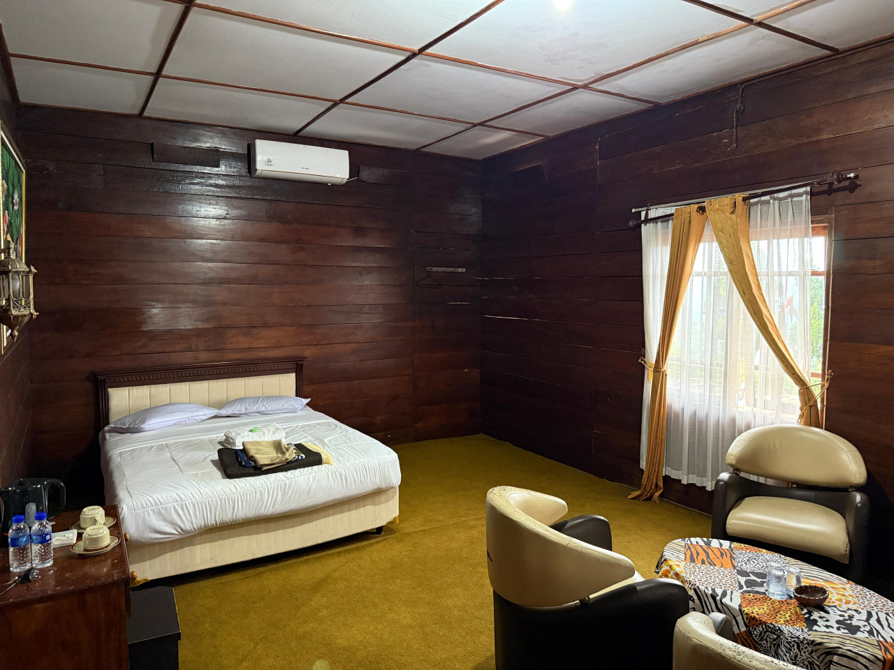 Foto : Kamar di Rembangan yang pernah disinggahi Bung Karno (Bobby/jatimnow.com))