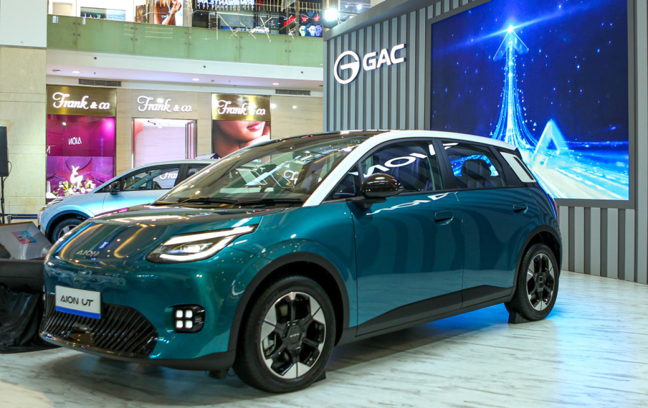 Mobil Listrik Asal Cina Tawarkan Garansi Baterai Seumur Hidup