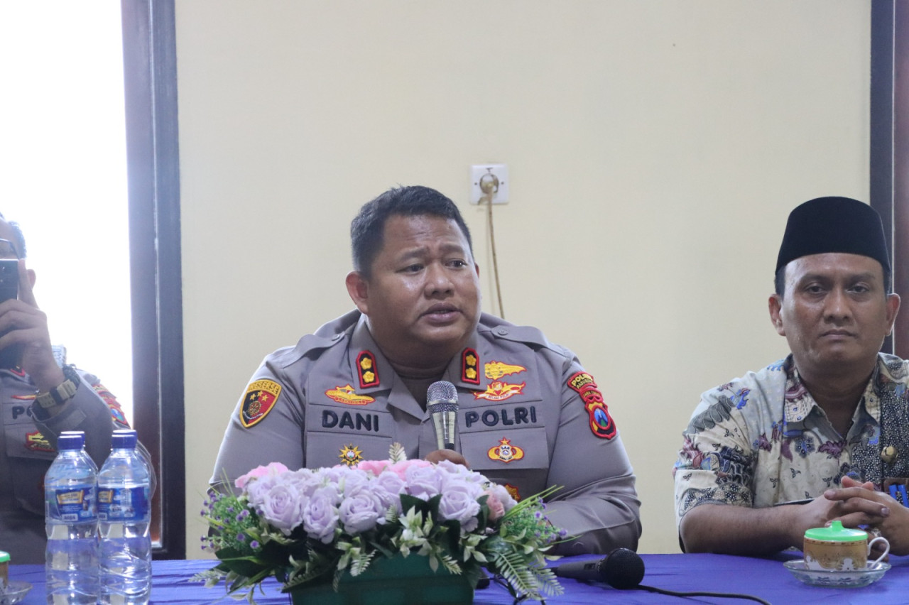 Polres Pasuruan Gerak Cepat Redam Konflik Pembongkaran Makam di Winongan