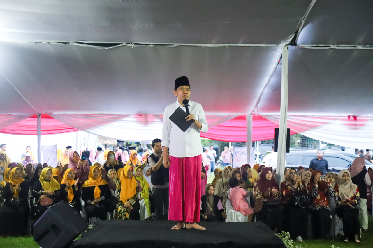 Foto: Gus Fawait saat menyapa warga Kecamatan Jombang. (Diskominfo/jatimnow.com)