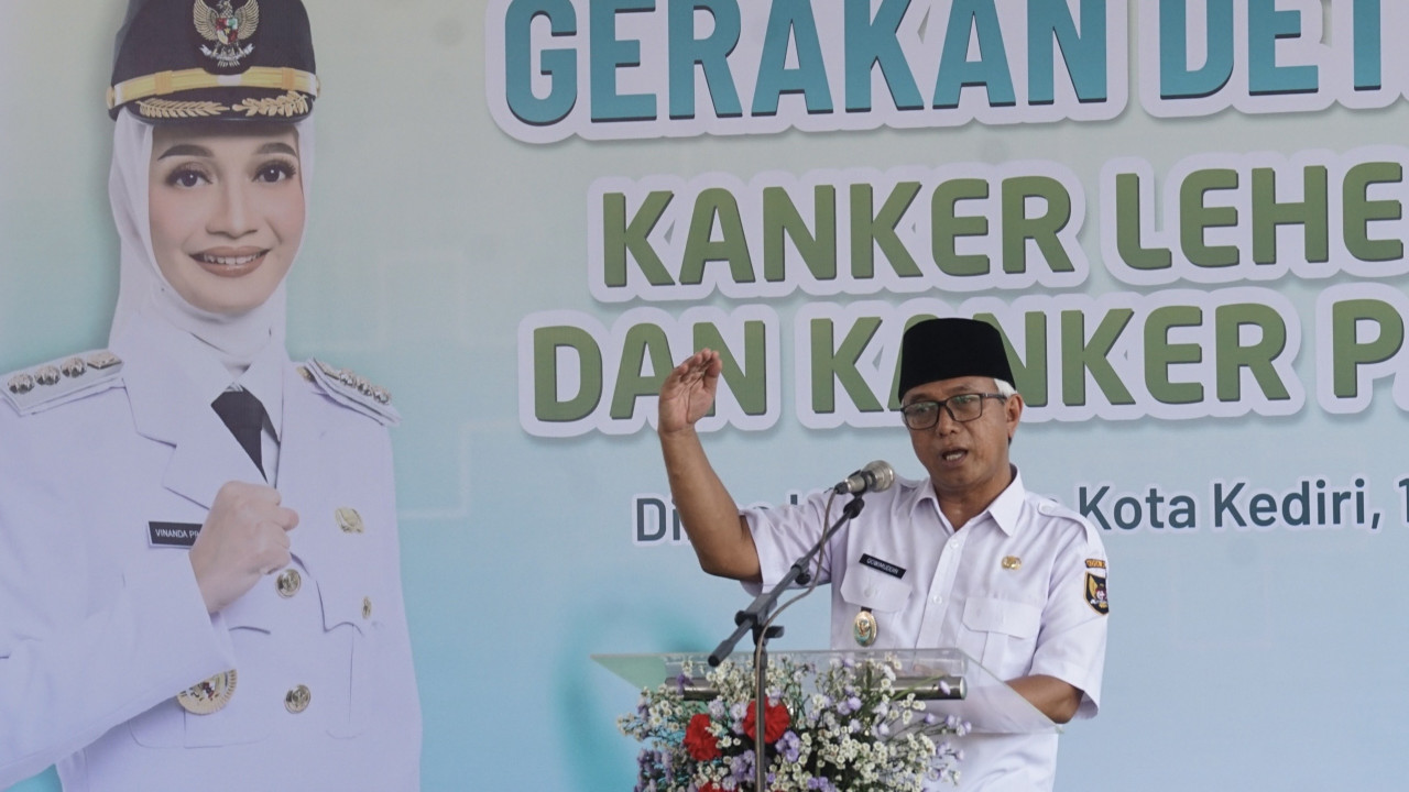 Gus Qowim saat menghadiri Gerakan Deteksi Dini Kanker Rahim dan Kanker Payudara, di RSUD Kilisuci. (Foto: Pemkot Kediri/jatimnow.com)