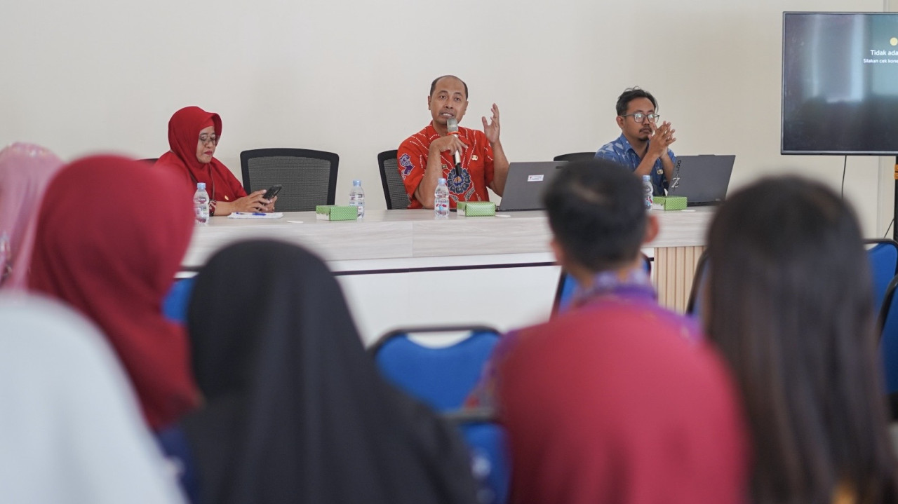 Dinas Komunikasi dan Informatika (Kominfo) menggelar Evaluasi dan Reviu Statistik Tingkat Kelurahan. (Foto: Kominfo Kota Kediri/jatimnow.com)