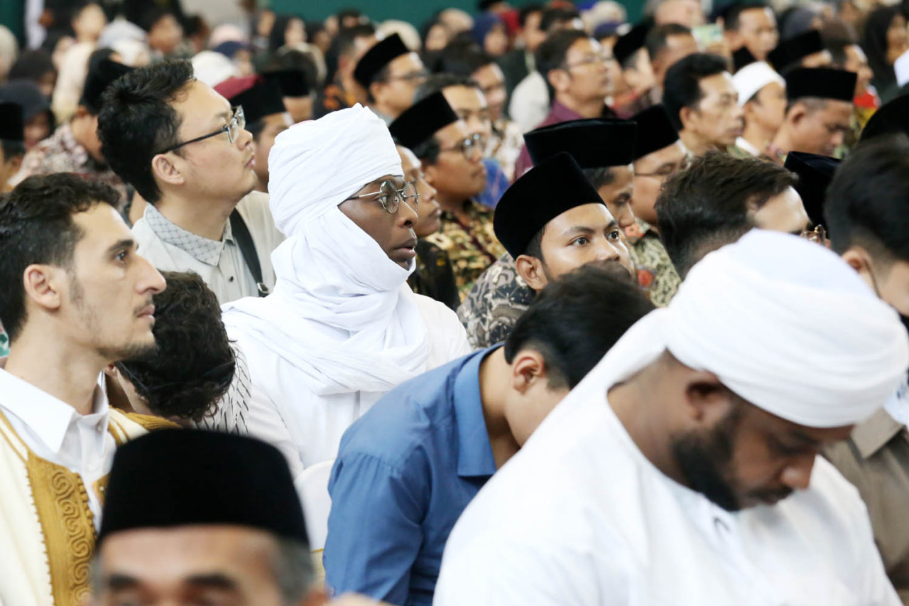 Perwakilan mahasiswa internasional mengikuti Konferensi Internasional di UIN Sunan Ampel Surabaya, Rabu (26/11/2025). (Foto: Ali Masduki/jatimnow.com)