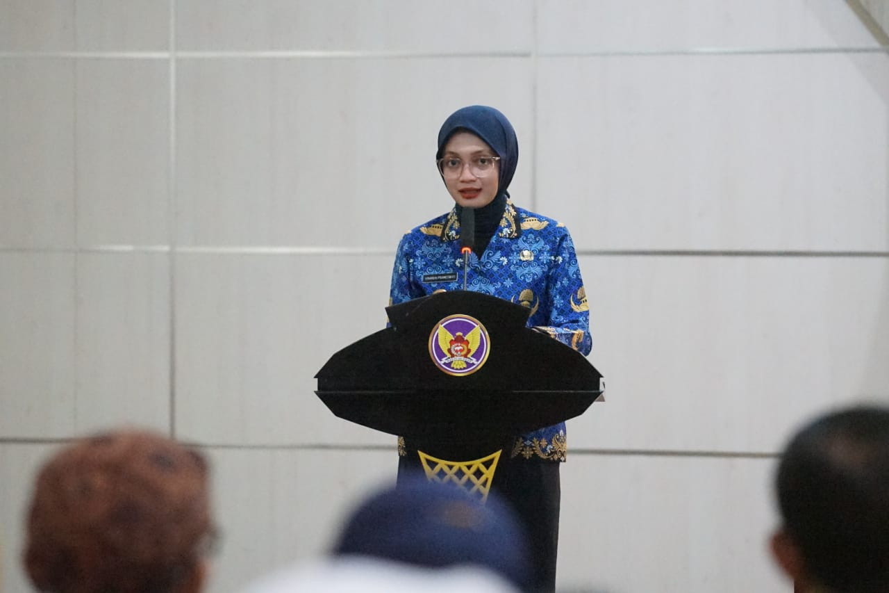 Mbak Vinanda dalam sosialisasi Koper Pengantin. (Foto: Yanuar Dedy/jatimnow.com)